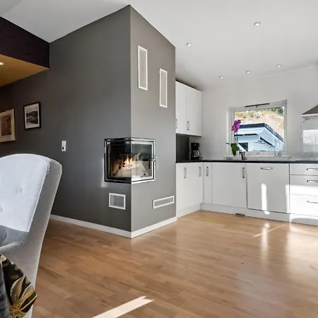 公寓 3 Bedroom Awesome In Nesttun *