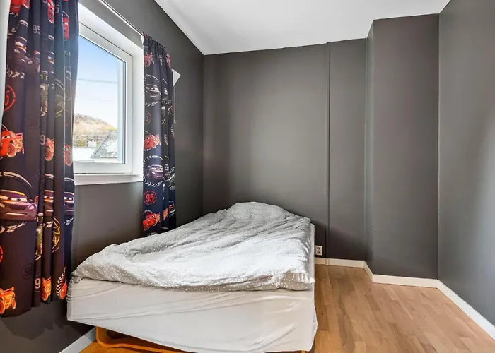 3 Bedroom Awesome In Nesttun Bergen