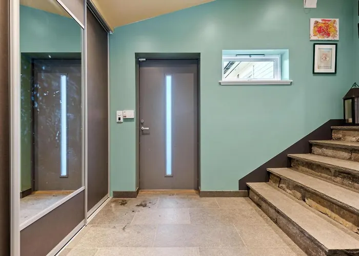 3 Bedroom Awesome In Nesttun Διαμέρισμα